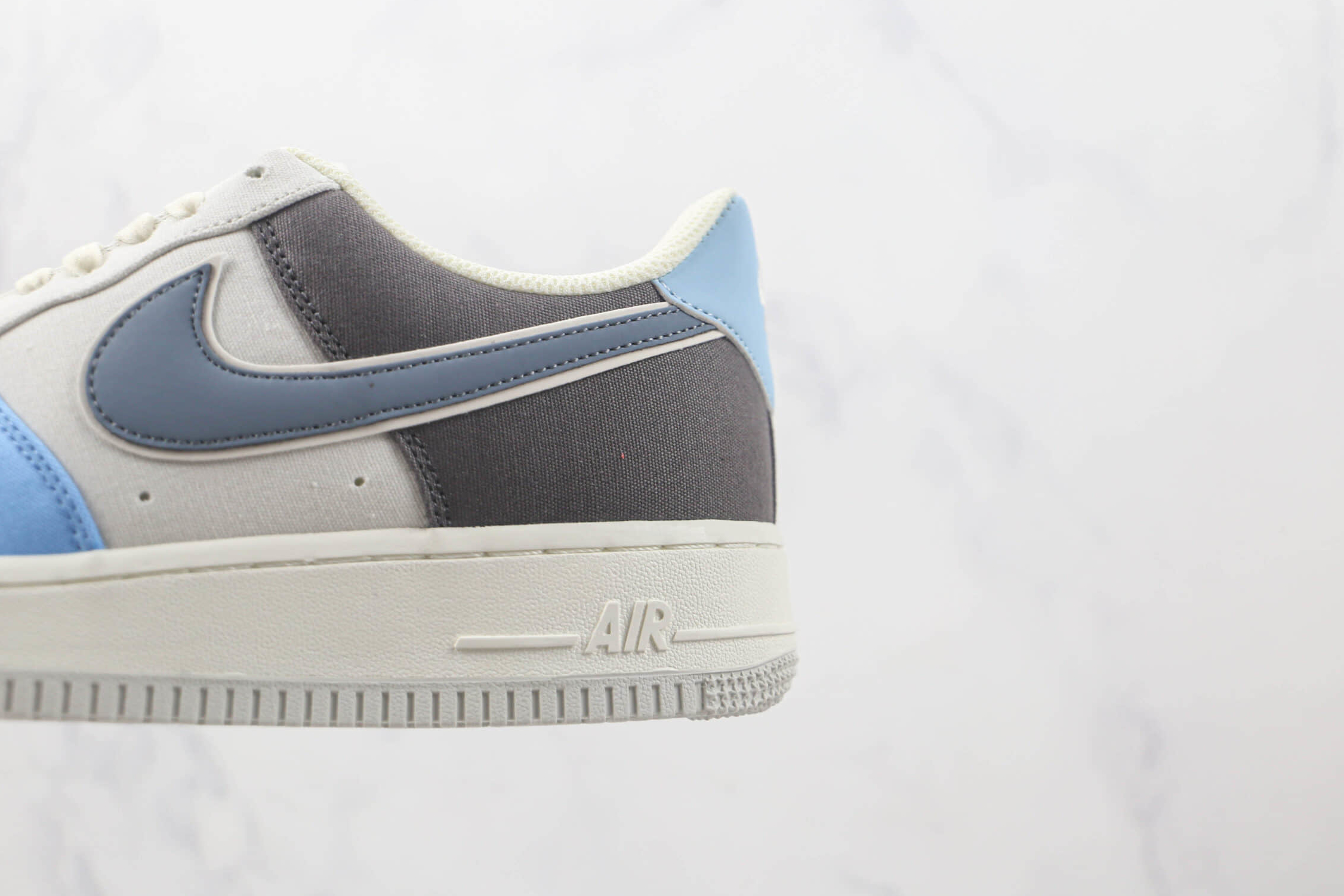 Nike Air Force 1 07 Low Blue Grey Brown DG2296-024 - Stylish and Versatile Sneakers