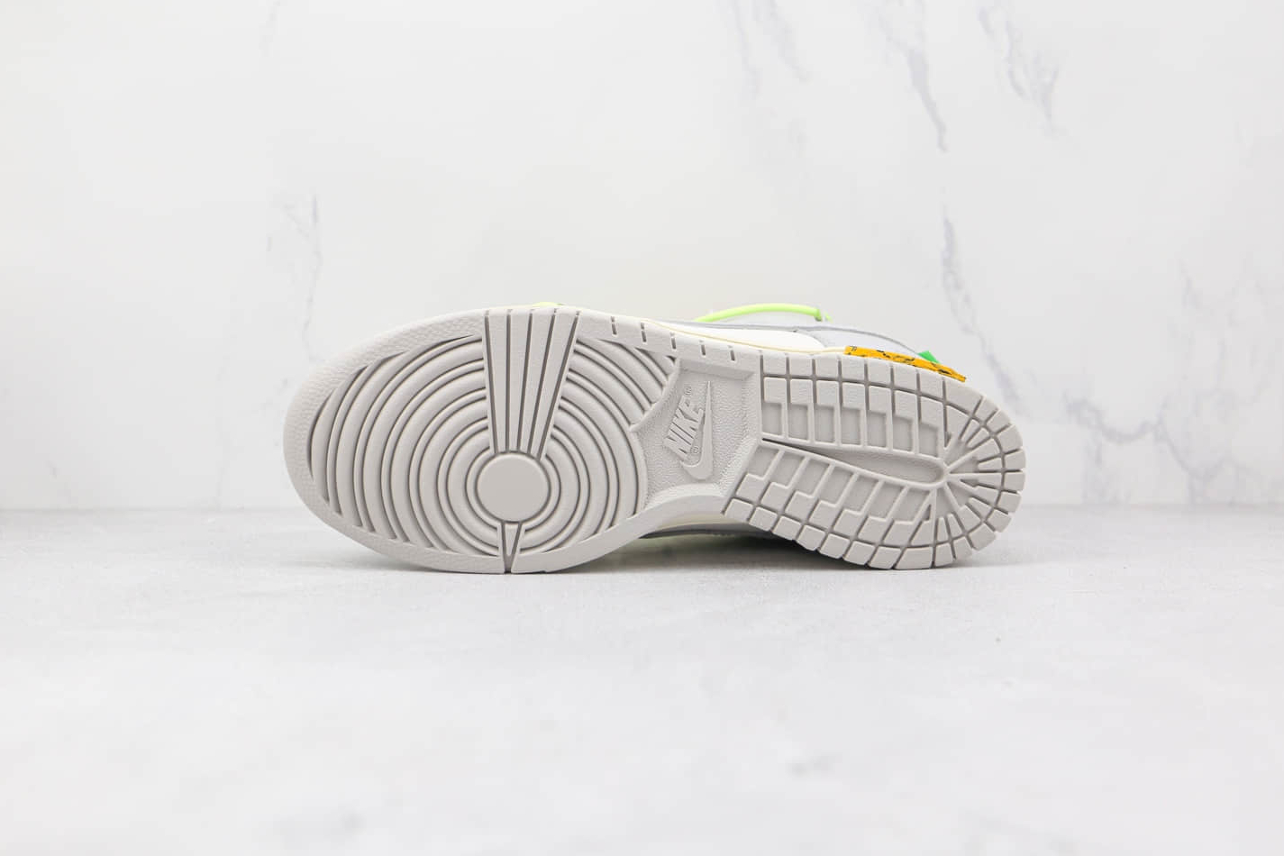 Nike Off-White x Dunk Low 'Lot 43 of 50' DM1602-128 - Limited Edition Release! Nike Off-White x Dunk Low 'Lot 43 of 50' DM1602-128 - Limited Edition Release!