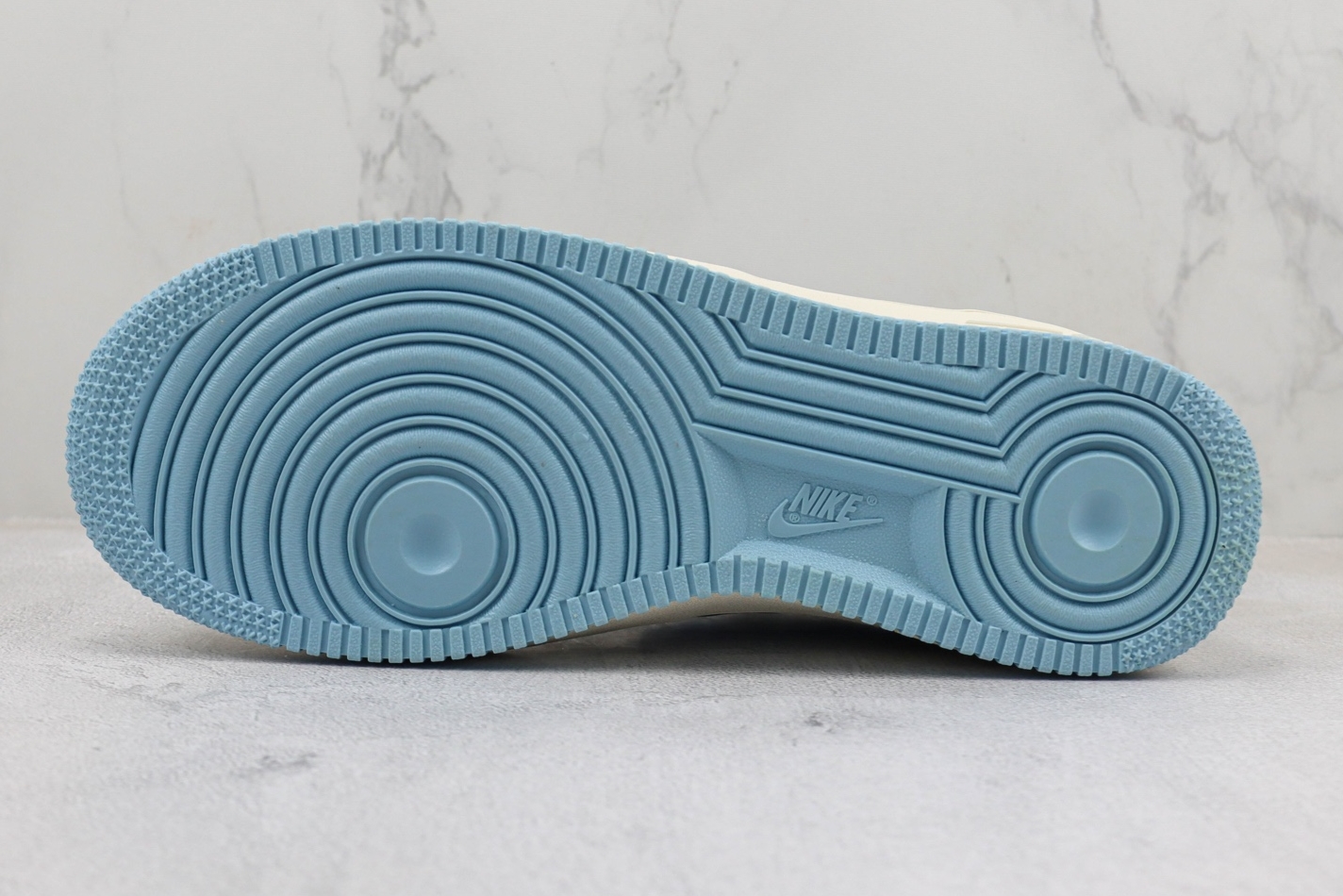 Nike Air Force 1 07 Low White Ice Blue Gold SP0758-031 - Stylish and Versatile Sneakers Nike Air Force 1 07 Low White Ice Blue Gold SP0758-031 - Stylish and Versatile Sneakers