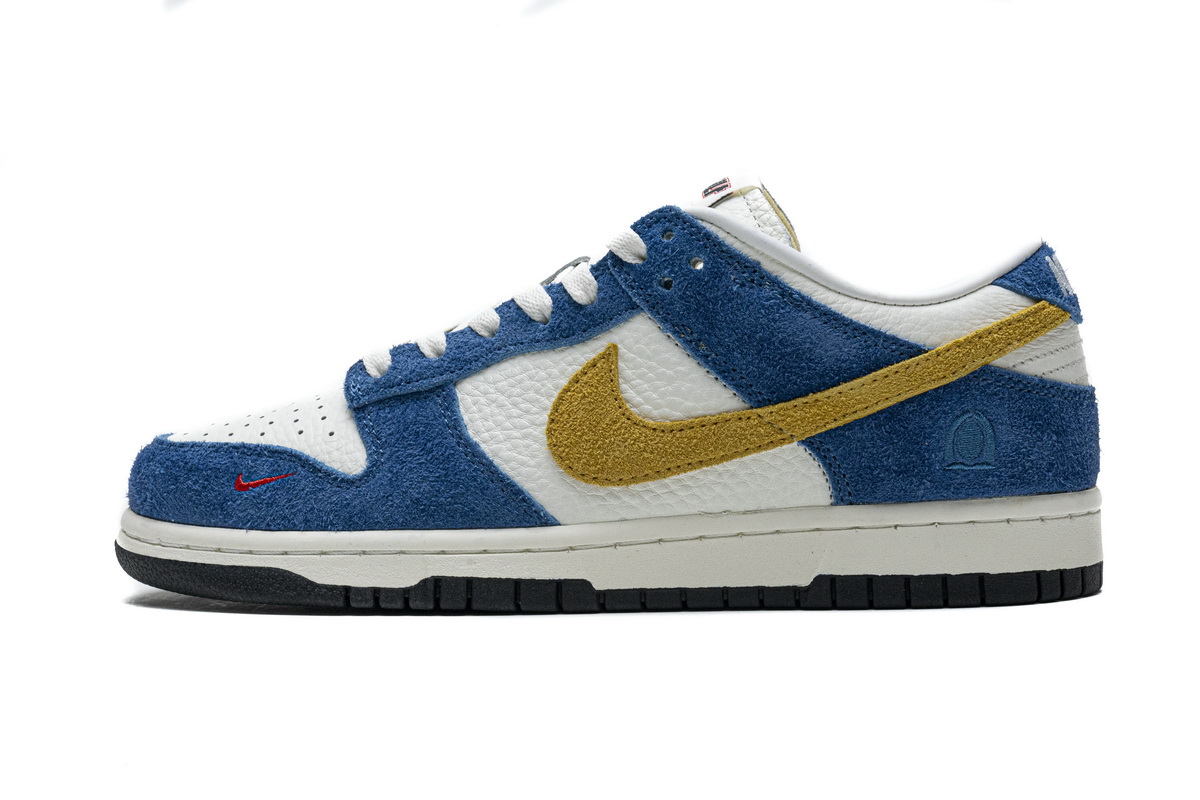 Nike Kasina X Dunk Low '80s Bus' CZ6501-100 - Classic and Retro-Style Sneakers for Urban Fashion | Limited Edition