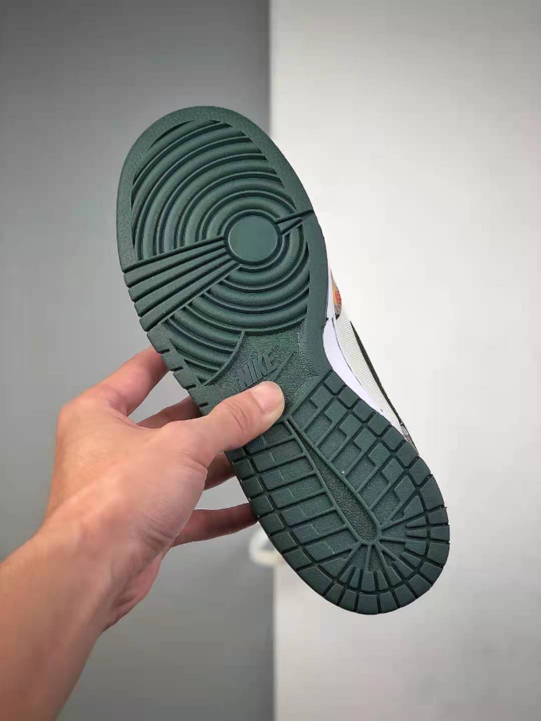 Nike SB Dunk Low SE Sail Vintage Green Total Orange White DH0957-100 - Shop the Latest Nike SB Dunk Low SE Sneakers at Competitive Prices!