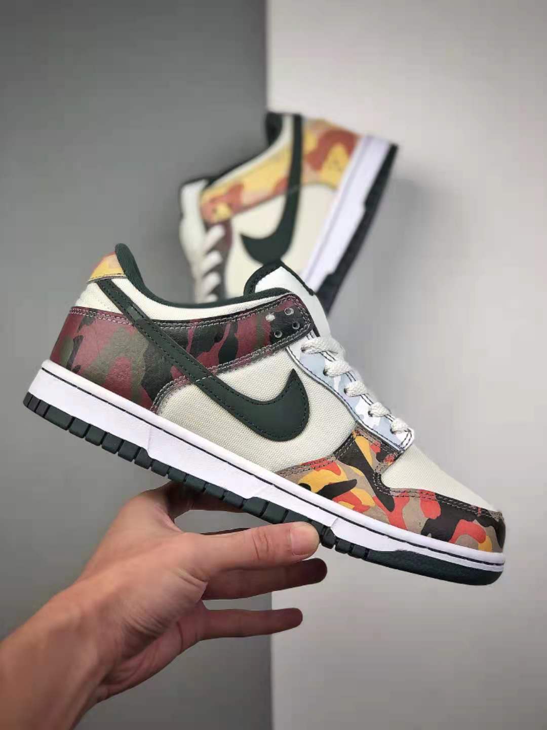 Nike SB Dunk Low SE Sail Vintage Green Total Orange White DH0957-100 - Shop the Latest Nike SB Dunk Low SE Sneakers at Competitive Prices!