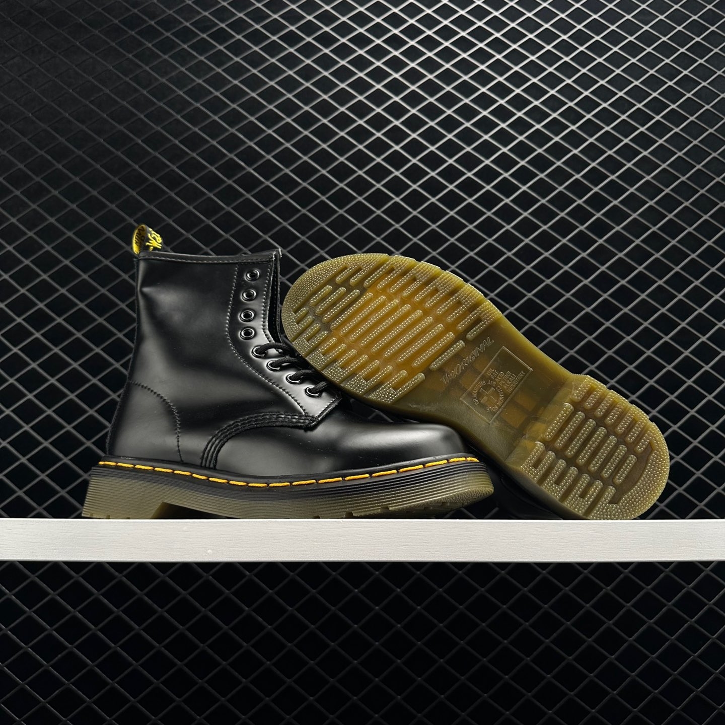 Dr. Martens 1460 Black Smooth Leather Boots - Classic and Timeless Footwear Dr. Martens 1460 Black Smooth Leather Boots - Classic and Timeless Footwear