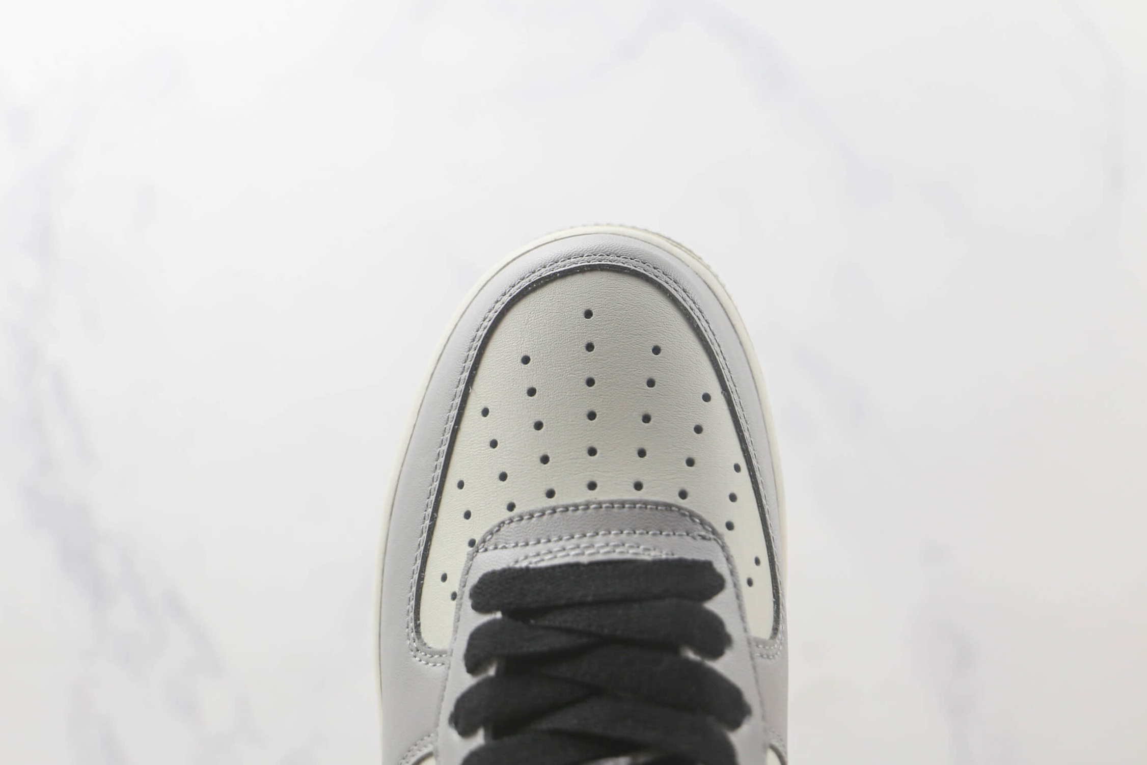 Nike Air Force 1 07 Low Soot White Grey Black Metallic Gold DO7417-991 - Stylish and Versatile Sneakers Nike Air Force 1 07 Low Soot White Grey Black Metallic Gold DO7417-991 - Stylish and Versatile Sneakers