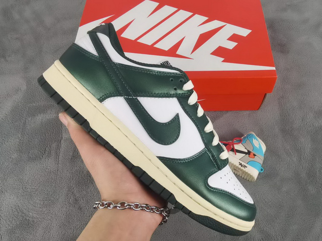 Nike Dunk Low 'Vintage Green' DQ8580-100 - Stylish & Retro Sneakers