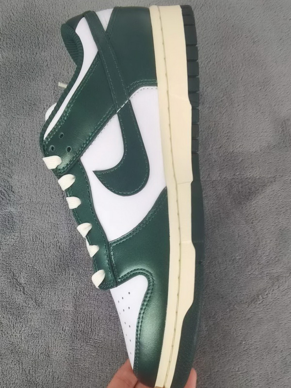 Nike Dunk Low 'Vintage Green' DQ8580-100 - Stylish & Retro Sneakers