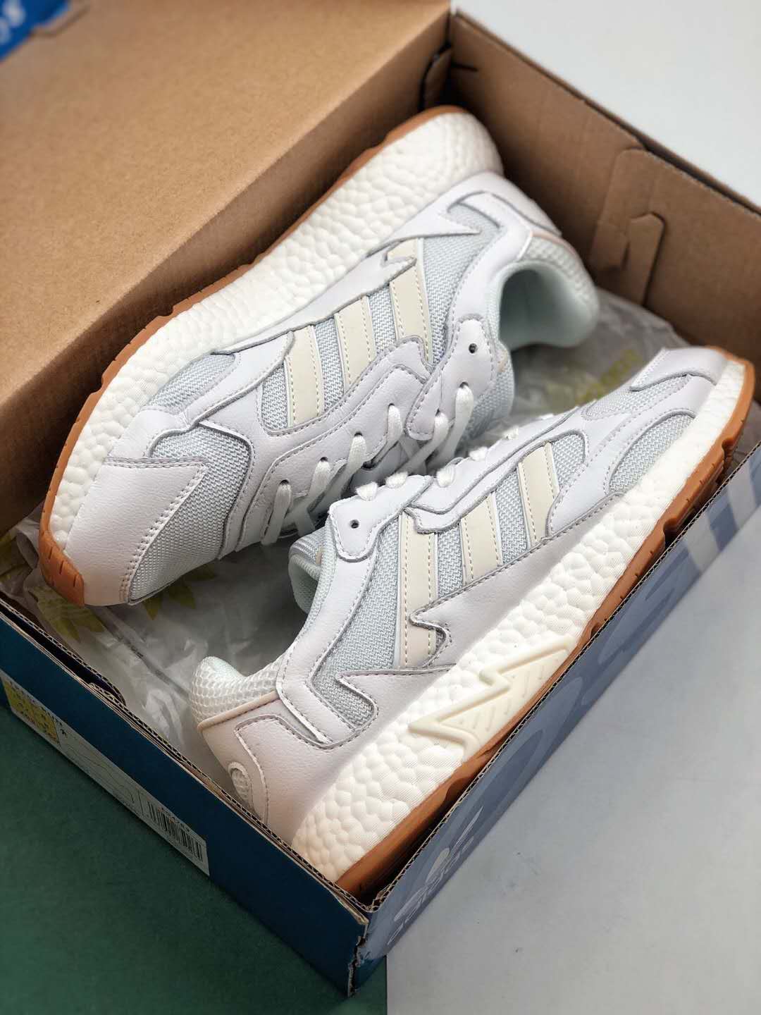 Adidas Tresc Run White Gum EF8102 - Stylish and Comfortable Sneakers Adidas Tresc Run White Gum EF8102 - Stylish and Comfortable Sneakers