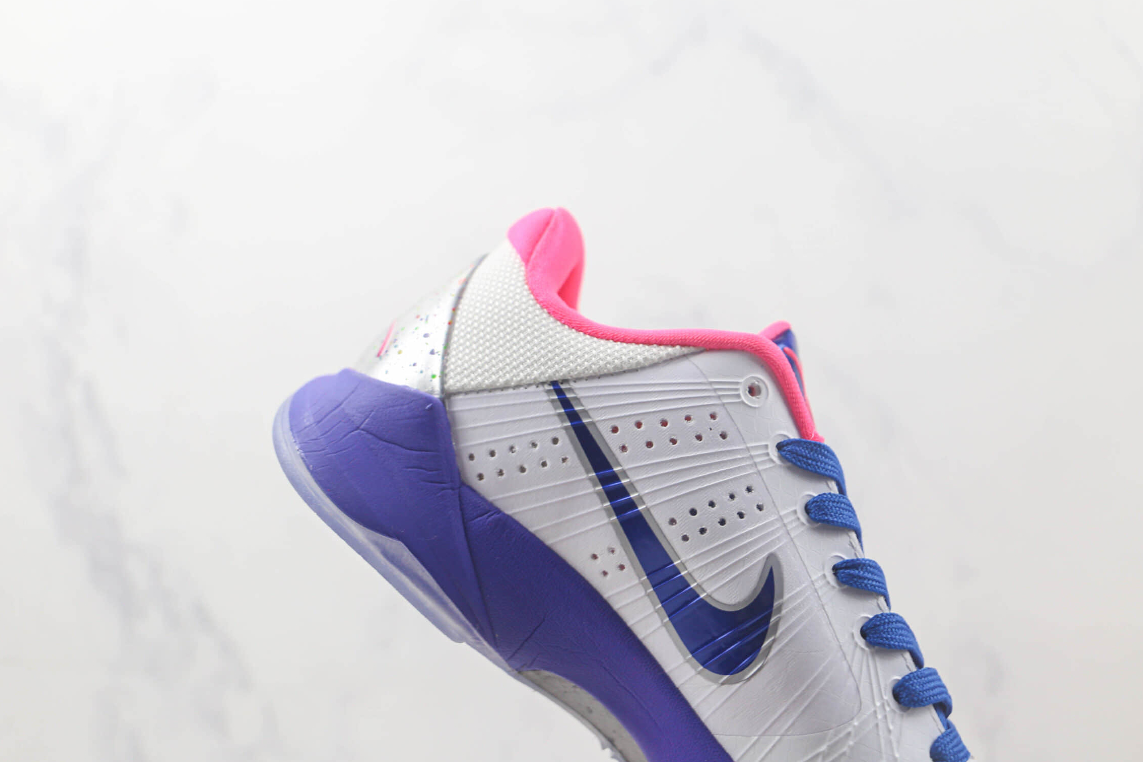 Nike Zoom Kobe V 5 Protro Kay Yow Big Stage Champ White Pink Basketball Shoes CW2210-100