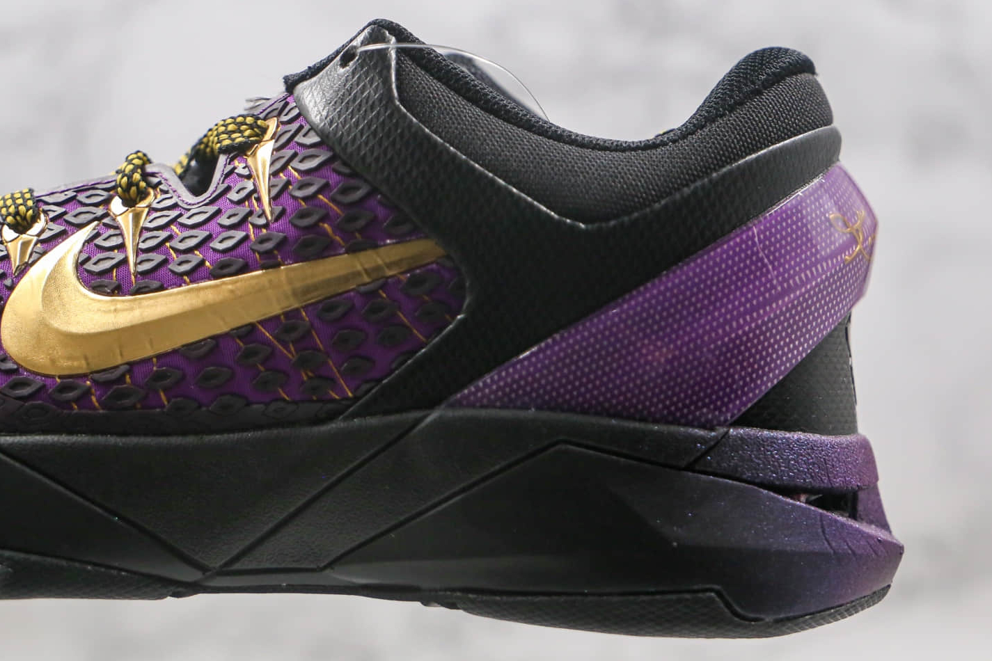 Nike Zoom Kobe 7 VII Black Purple Gold Basketball Shoes 511371-005: Superior Style and Performance