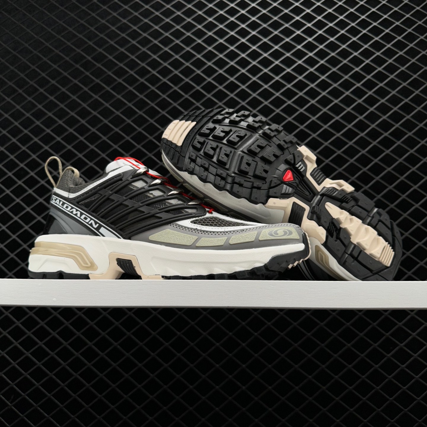 Salomon ACS Pro Peat Beluga Vintage Khaki L47132200 | High-Performance Outdoor Footwear